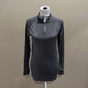 Zyia Pullover Shirt